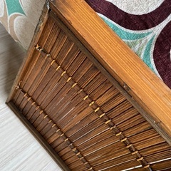 木製トレーとランプの画像