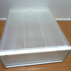 【2/22まで】アイリスオーヤマ　無印　衣装ケース2点　お譲りします　無料の画像