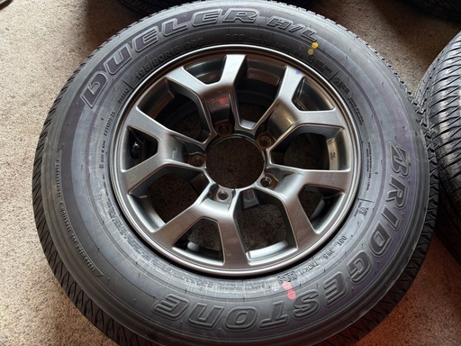 新車外し スズキ ジムニーノマド純正アルミホイール夏タイヤセット 15×5.5J 5H139.7PCD+5 BS DULER H/L 195/80R15 4本 9.9分山 JB74シエラ