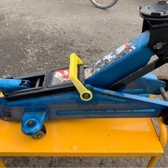 2tジャッキの画像