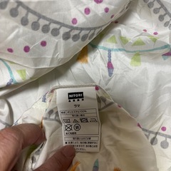 ベッドカバーシーツの画像