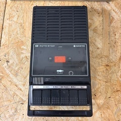 ジャンク レトロ ナショナル ラジカセ サンヨー カセットレコーダー  の画像