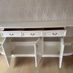 アンティーク 棚の画像