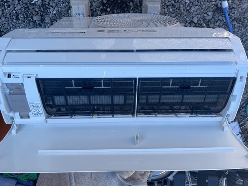 パナソニックエアコン2.2kw2019年製