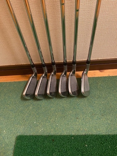アイアン　テーラーメイド　M2