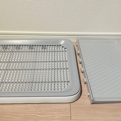 【美品】ペットトイレトレー 壁・ポール付きの画像