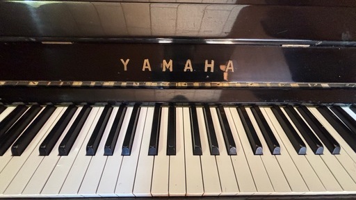 YAMAHA　アップライトピアノ　