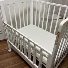 KATOJI  ベビーベッド/高さ調節可能/収納付きの画像