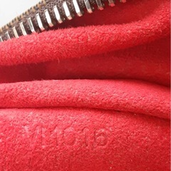 LOUIS VUITTON バッグの画像