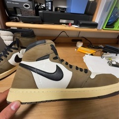 AIR JORDAN×TravisScottの画像