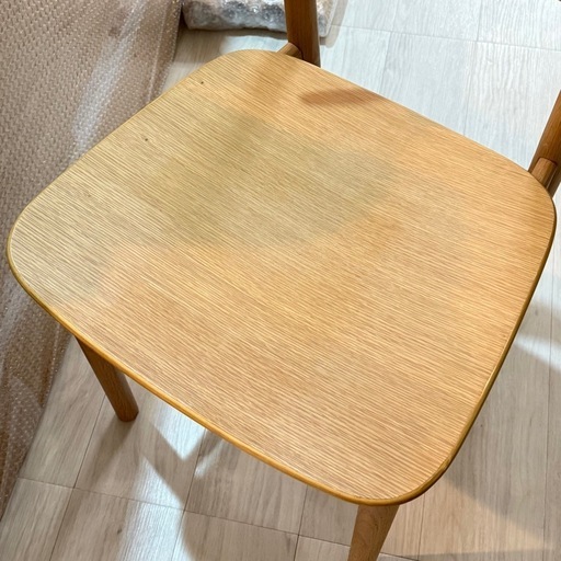 ②無印良品 ラウンドチェア オーク材 ナチュラル 幅45×奥行51×高さ77cm