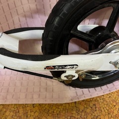 ペダルなし自転車の画像