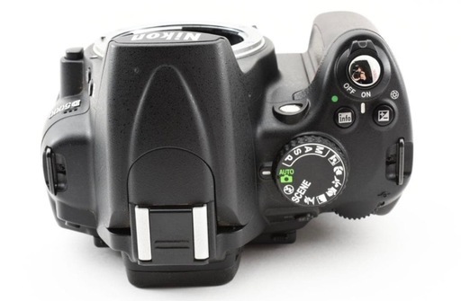 Nikon D5000 一眼レフカメラ