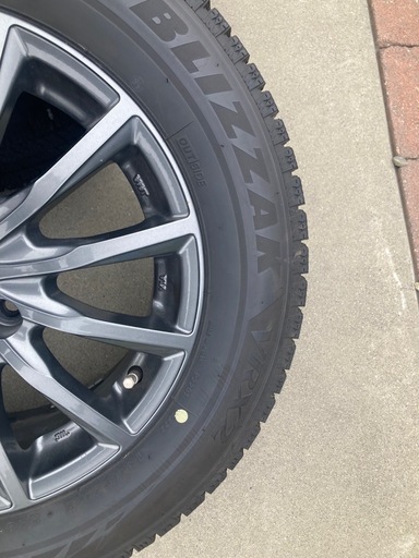 スタッドレスタイヤ　185/65R15 　