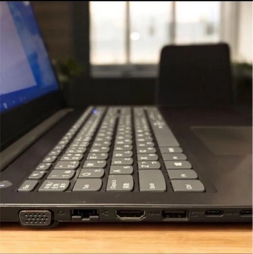 美品！Lenovo V330-15Core i3|8GB｜ノートパソコン