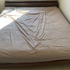 Felicia(フェリシア)キングサイズベッドフレーム の画像