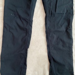 西松屋　黒　140センチ　ロングパンツの画像