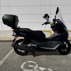 PCX125 JF56 Uber仕様 リアキャリア・ホットグリップ・スマホ充電付の画像