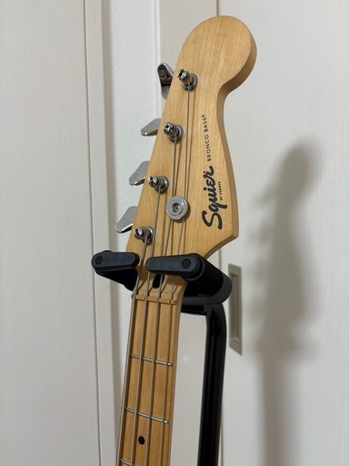 Squire Bronco Bass スクワイヤ ブロンコベース