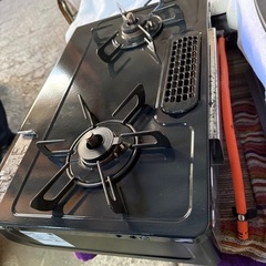 リンナイ ガスコンロ ガステーブル 幅約60cm 片面焼グリル プッシュ点火 右強火力 プロパン用 ブラック KG67BKR/LPの画像