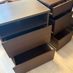 収納キャビネットの画像