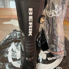 BERIKトライアルブーツの画像