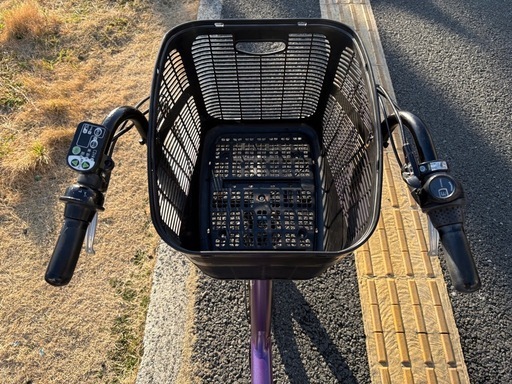 028中古20㌅YAMAHA電動アシスト自転車　8.9Ah 大阪　028