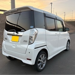 日産デイズルークス 4WD ハイウェイスター ターボ 車検取り立ての画像