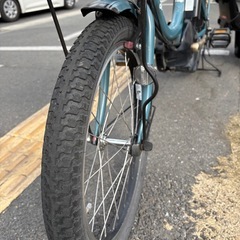 中古20㌅YAMAHA電動アシスト自転車　8.7Ah 大阪　010の画像