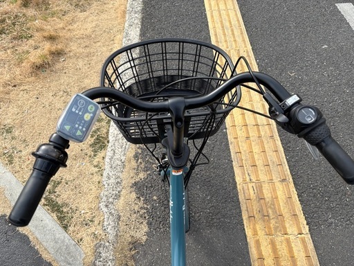 中古20㌅YAMAHA電動アシスト自転車　8.7Ah 大阪　010