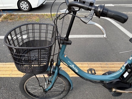 中古20㌅YAMAHA電動アシスト自転車　8.7Ah 大阪　010