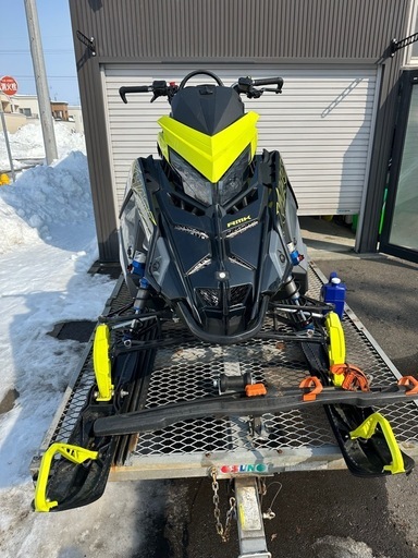 2022年製　ポラリス　スノーモービル　Polaris 　KHAOS155