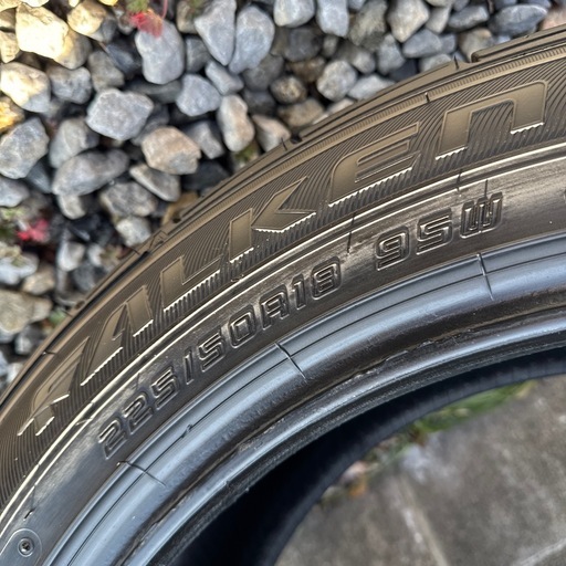 【お買い得！超バリ山】225/50R18 4本セット 
FALKEN ZIEX ZE914