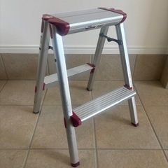 アルミ踏台2段 RN 10FD-02RNの画像