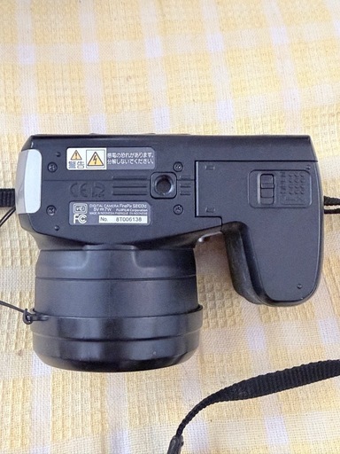 FUJIFILM PINEPIX S8100fd    光学ズーム18倍デジタルカメラ