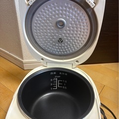 炊飯器の画像