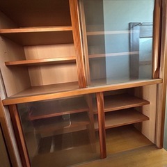 食器棚の画像