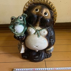 たぬき 置物 高さ約33cmの画像