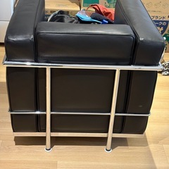 ルコルビュジェ LC2 イタリア本革 大塚家具の画像