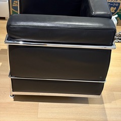 ルコルビュジェ LC2 イタリア本革 大塚家具の画像
