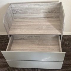 中古　衣装収納　2段タンス　コロコロ付きの画像