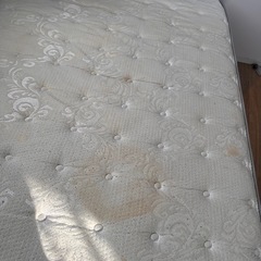 【2月23日まで】ベッドフレーム、マットレスの画像