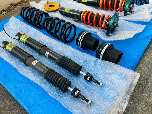 車高調　ゴルフトゥーラン 1TCZD 用　キャンバー調整ピロアッパー　中古