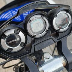 ジュニア・小学生向け26インチ自転車 6段変速 オートライト スピードメーターの画像