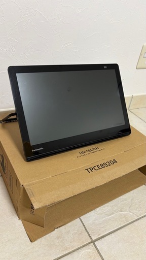 15V型パナソニック　ポータブル地上・BS・110度CSデジタルテレビ