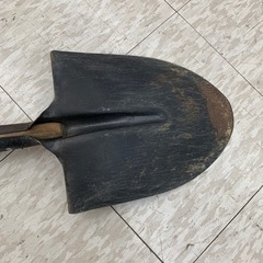 【ジモティー割引で最大15％OFF⭐️】 木柄 丸 ショベル スコップの画像