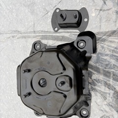 【新品同様】スペアタイヤブラケット の画像