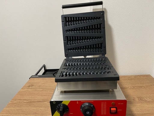 ワッフル製造機