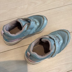 靴　シューズ　アナ雪　オラフ　の画像