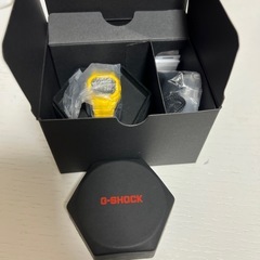 【新品・未使用】CASIO G-SHOCK DW-5600（イエロー）指輪時計
の画像
